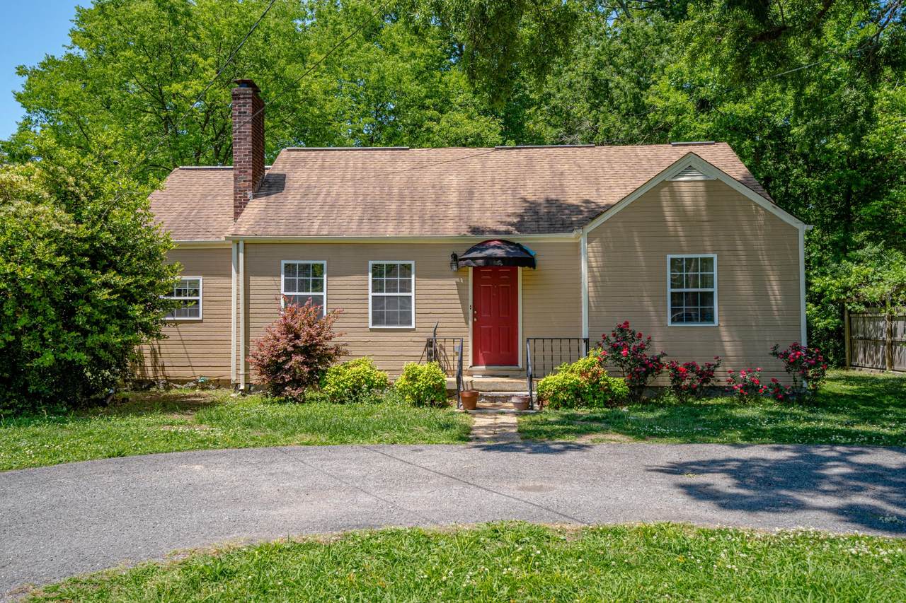 613 Moore Rd - Photo 1