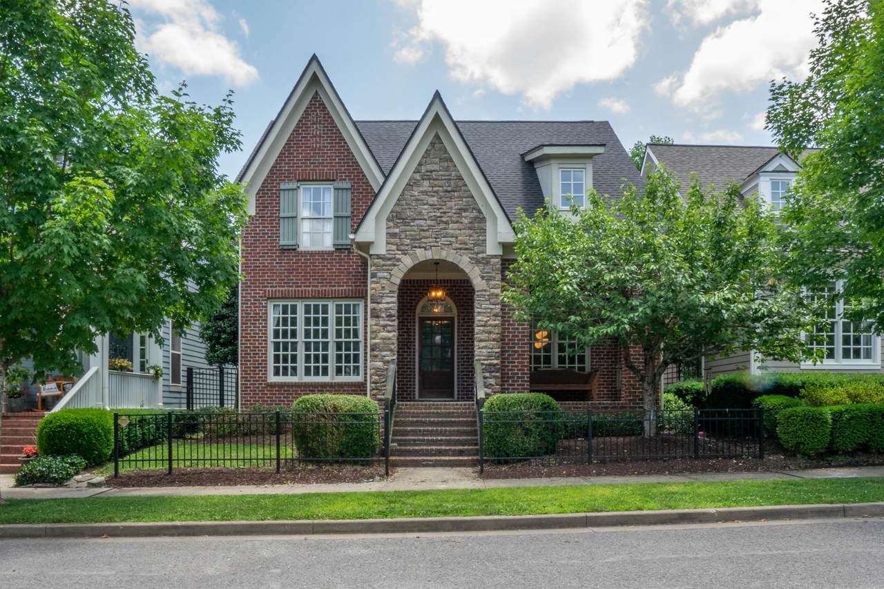 442 Wiregrass Ln - Photo 1