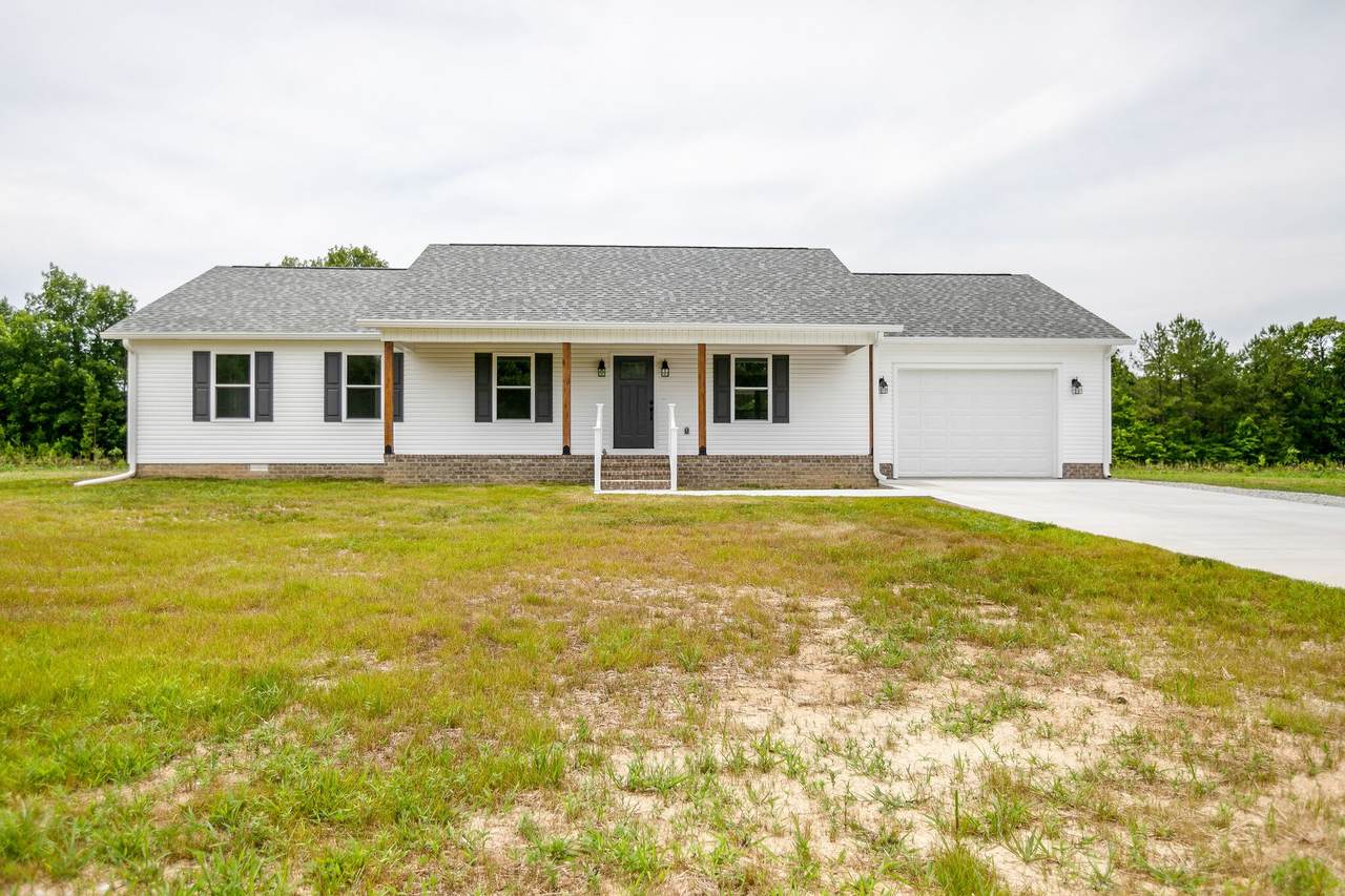 105 Maplewood Dr - Photo 1