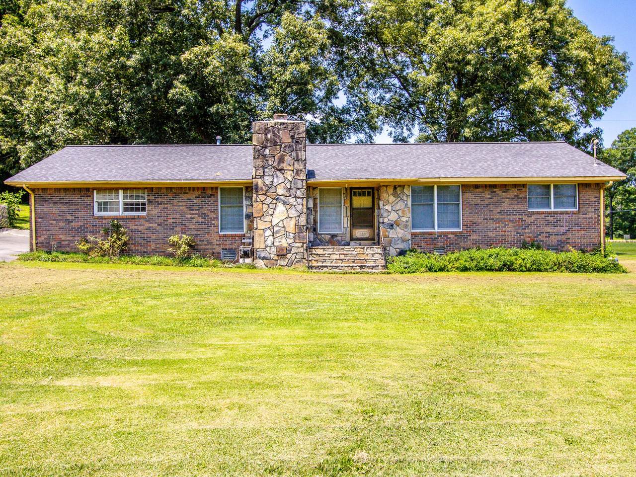 120 Curtis Rd - Photo 1