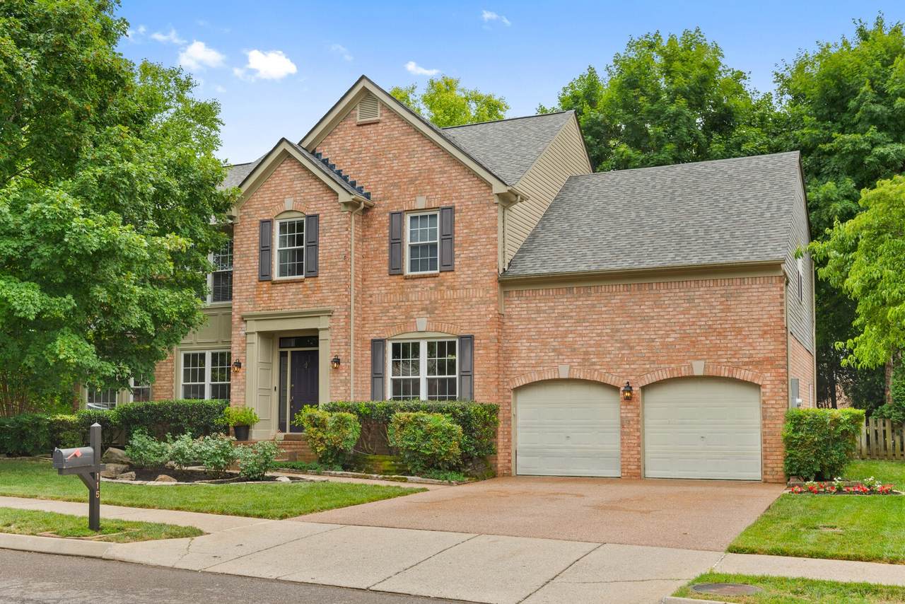 115 Lancelot Ln - Photo 1