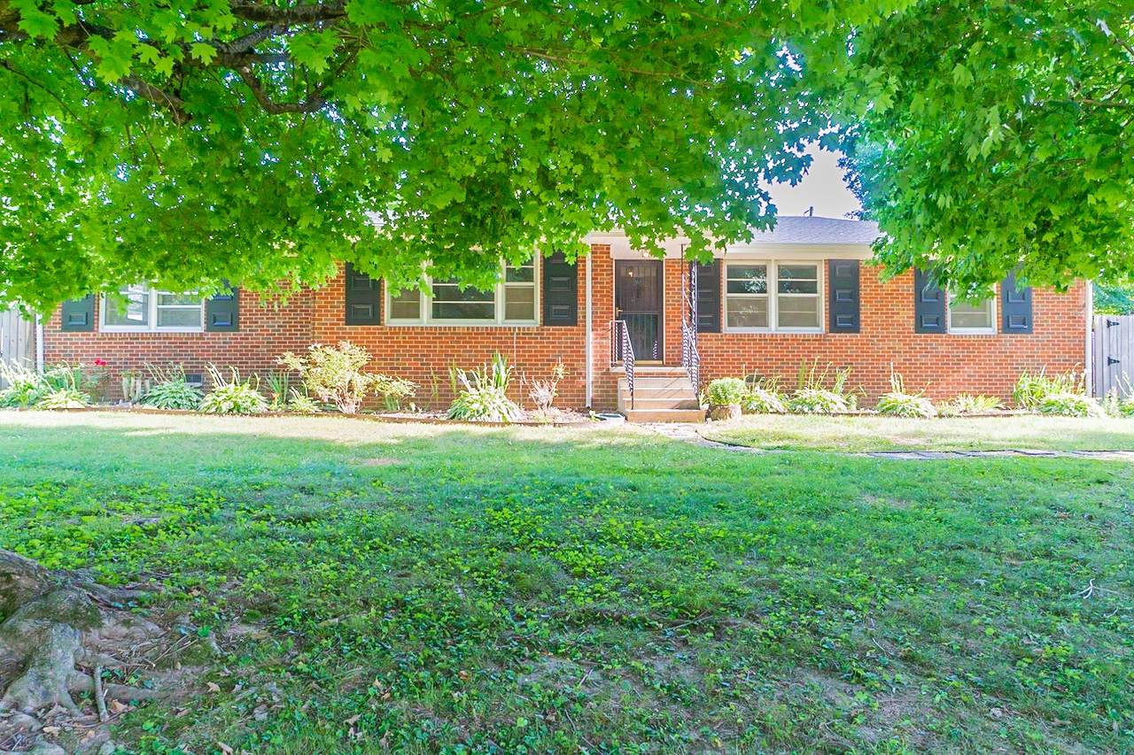 102 Louise Dr - Photo 1