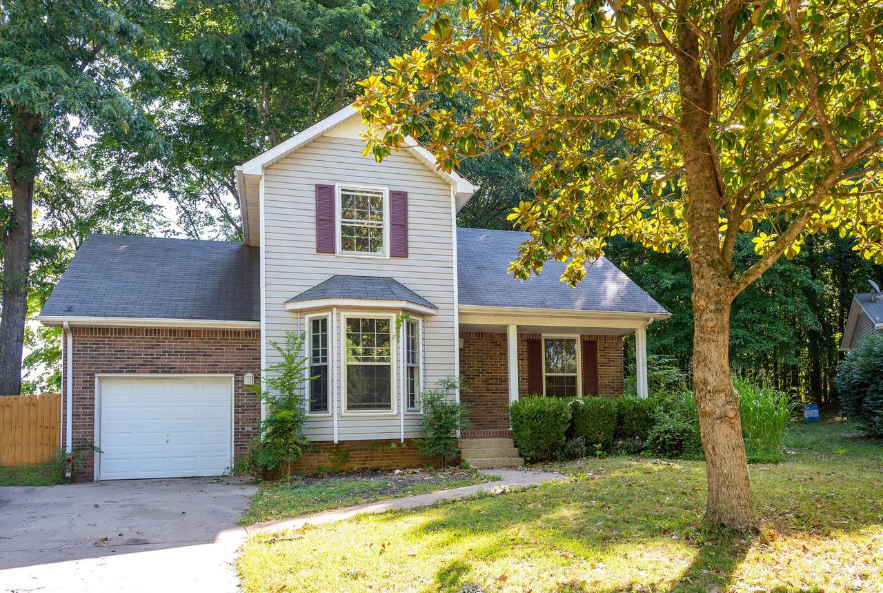 201 Kathleen Ct - Photo 1