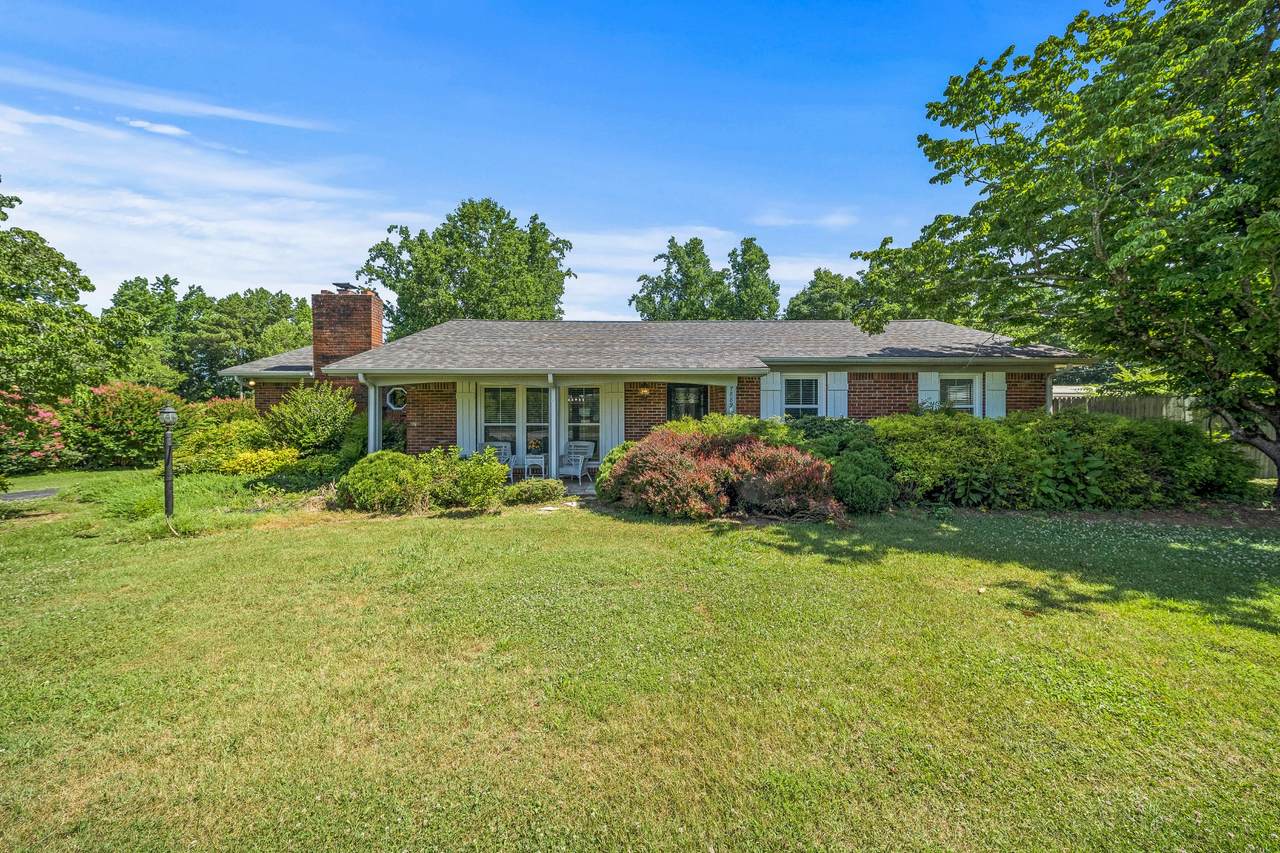 7889 Nashville Highway - Photo 1