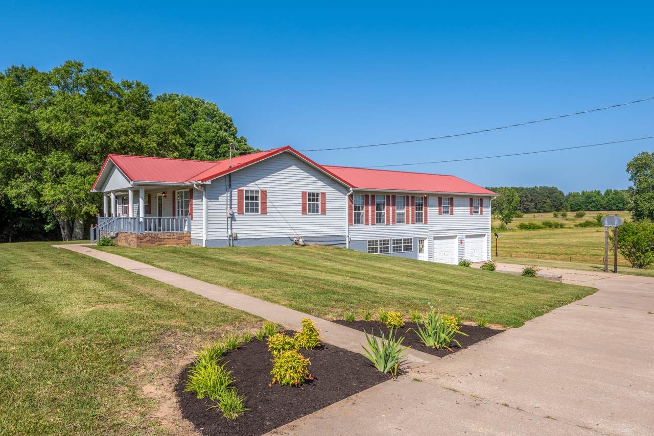 1095 Hargis Rd - Photo 1