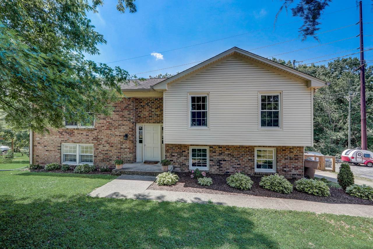 993 Windrowe Dr - Photo 1