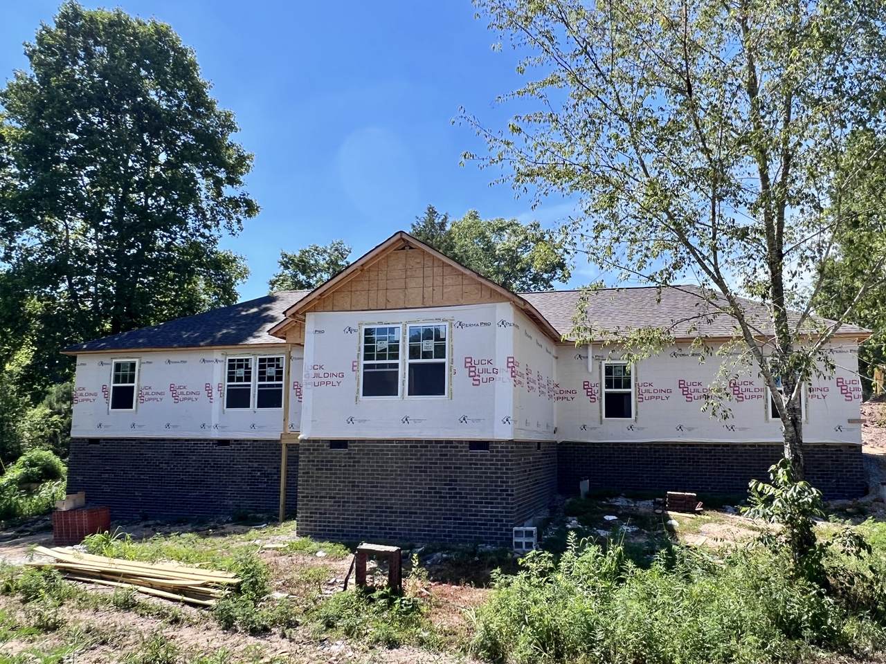 1195 Wesley Ct - Photo 1