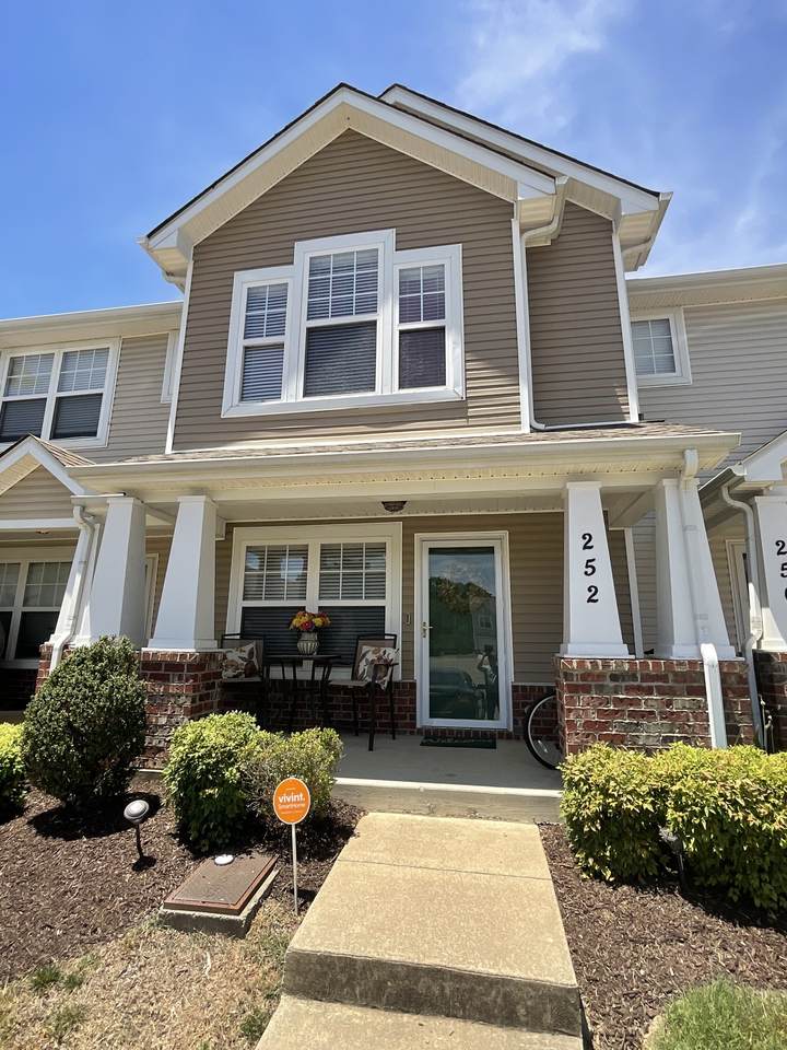 252 Jenna Lee Cir - Photo 1