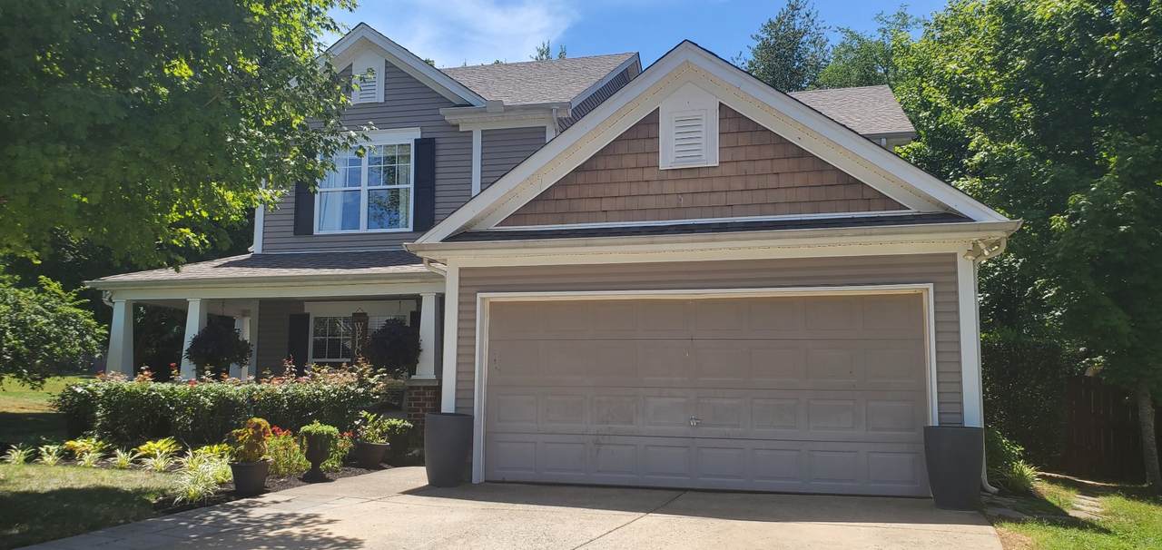109 Crestwood Ln - Photo 1
