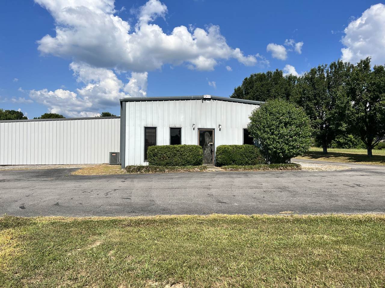 4604 Hwy 43 - Photo 1