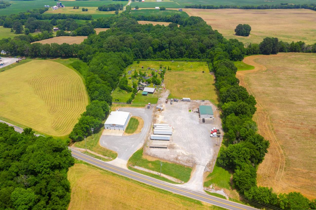 5540 Lakeview Rd - Photo 1