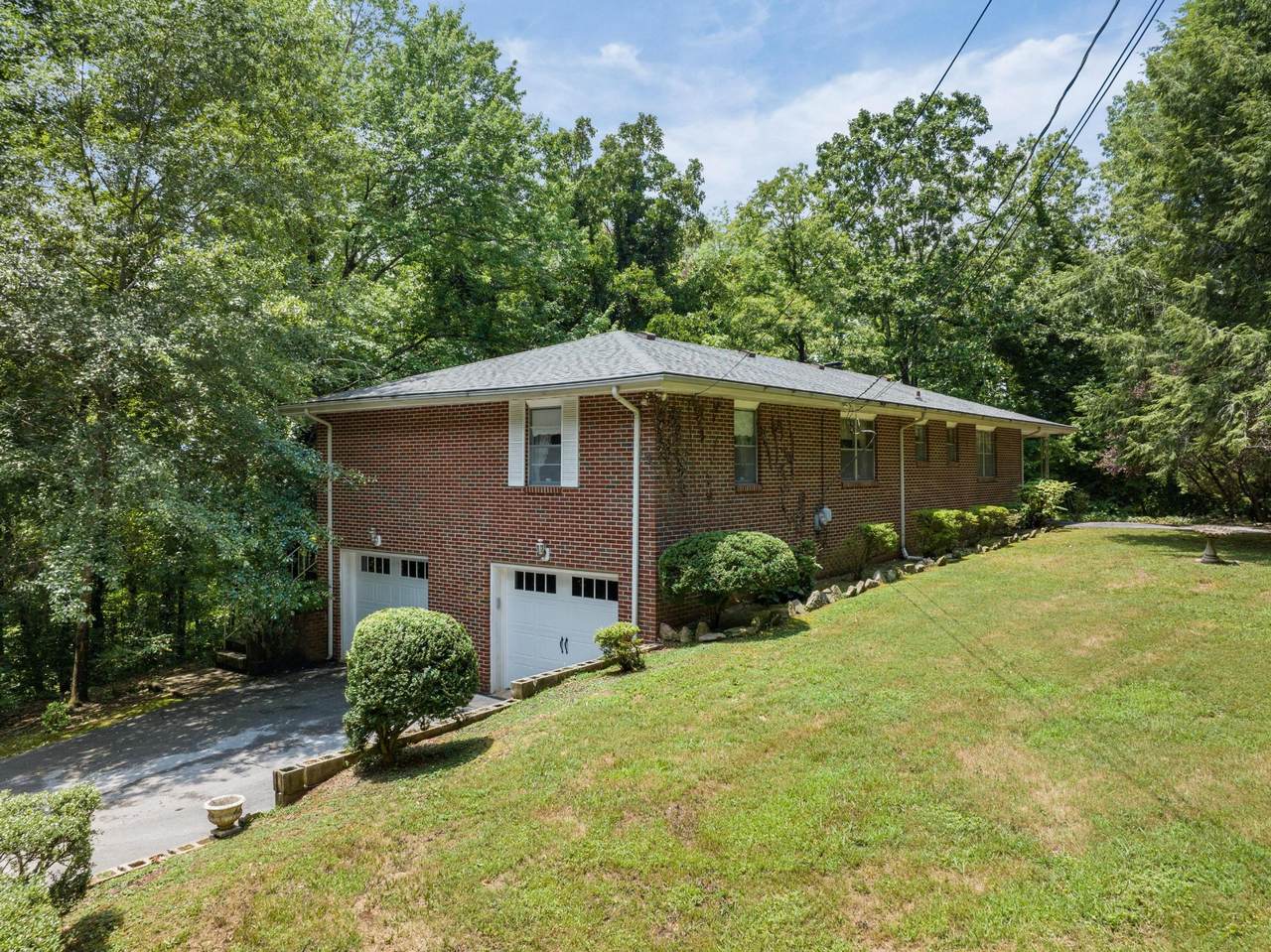 4905 Appian Way - Photo 1