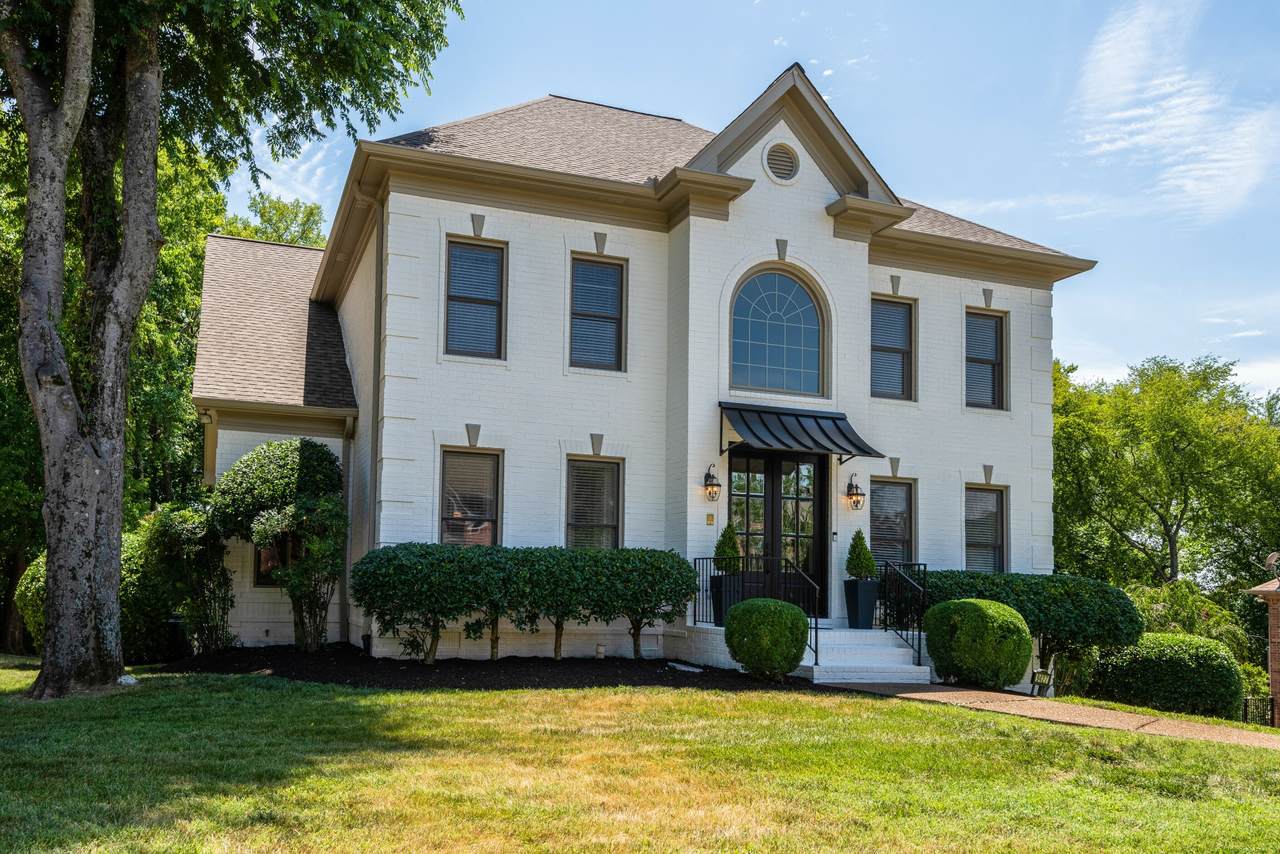 9427 Highwood Hill Rd - Photo 1