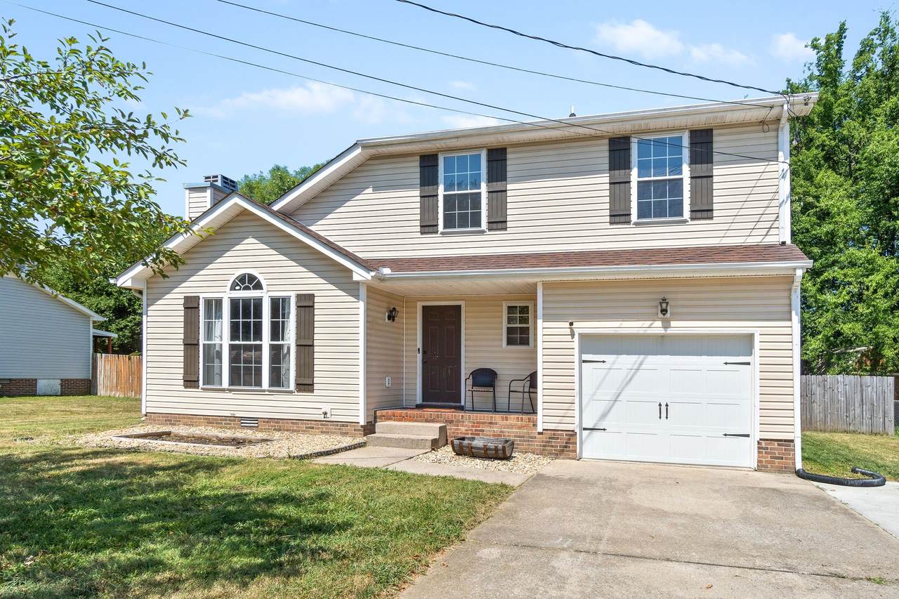 1040 Roedeer Dr - Photo 1