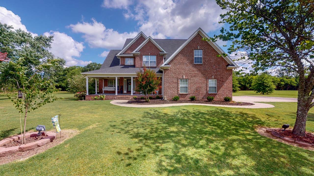 704 Lone Oak Rd - Photo 1