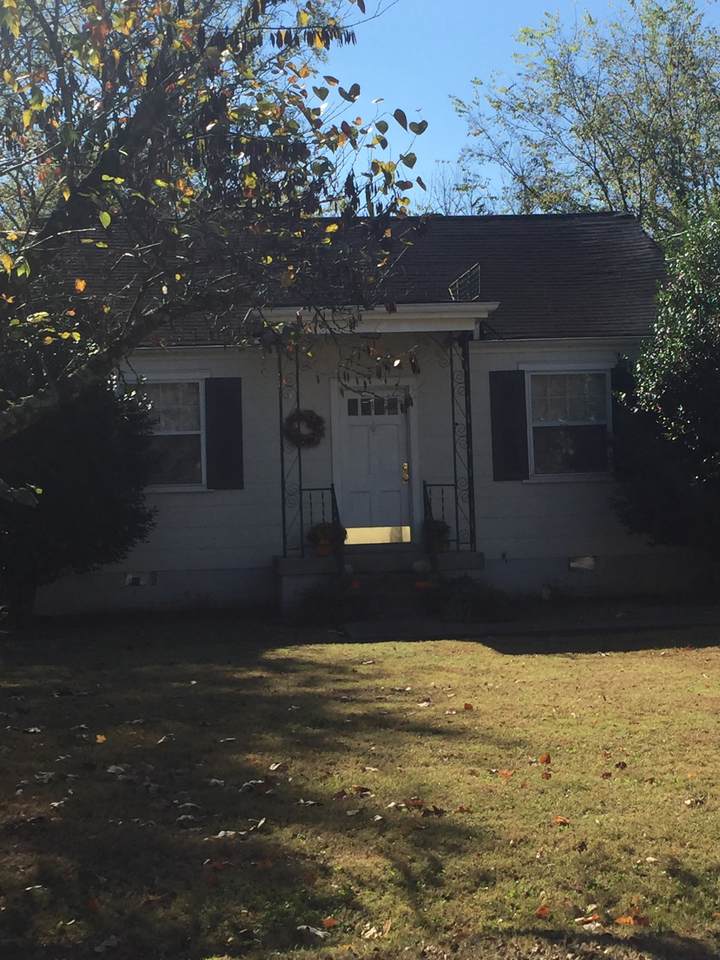 968 Graybar Ln - Photo 1