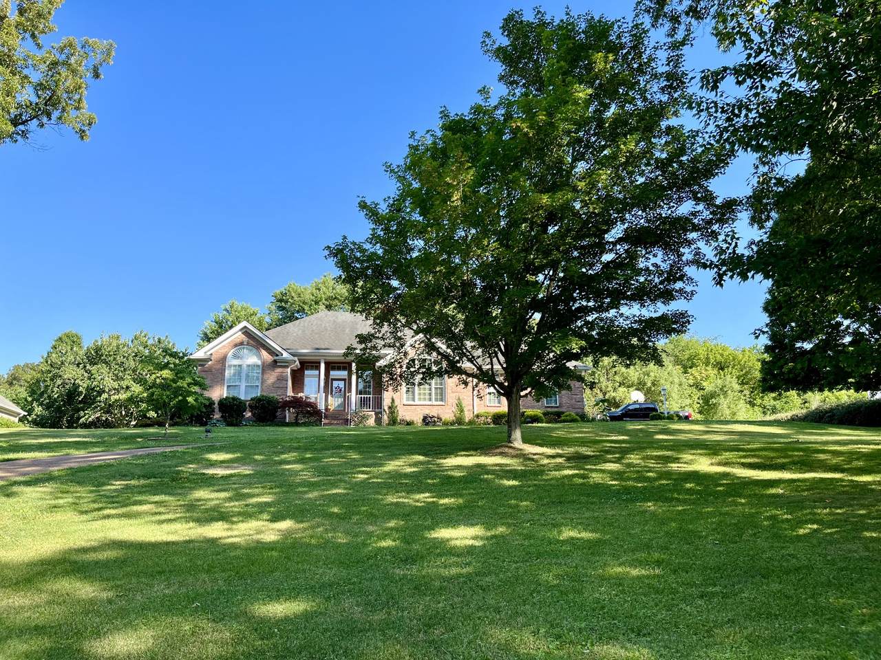 1004 Cherry Springs Dr - Photo 1