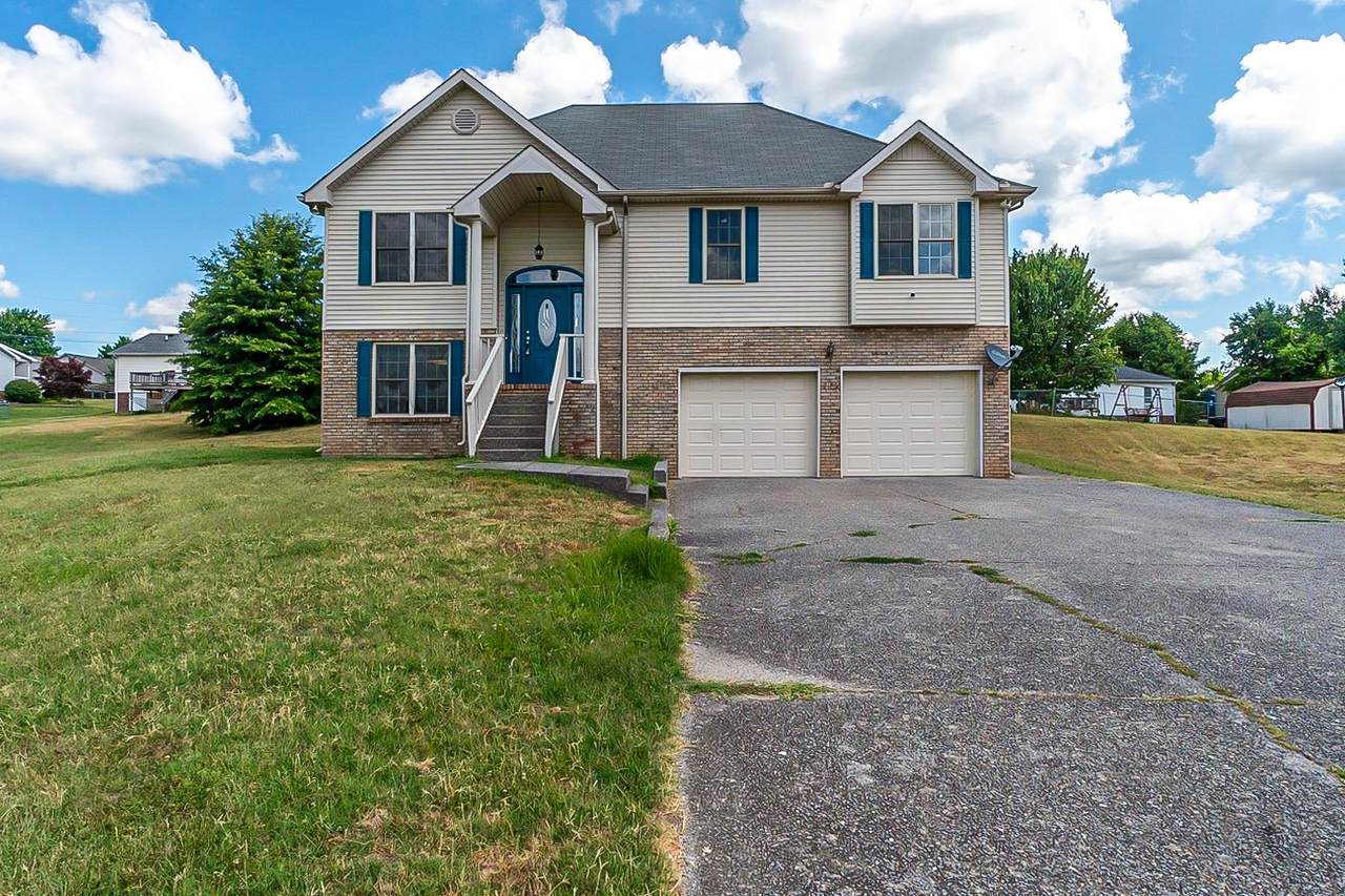 4010 Pheasant Ct - Photo 1