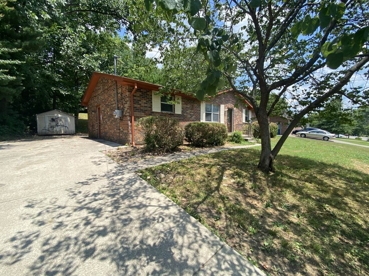 659 Frankfort Dr - Photo 1
