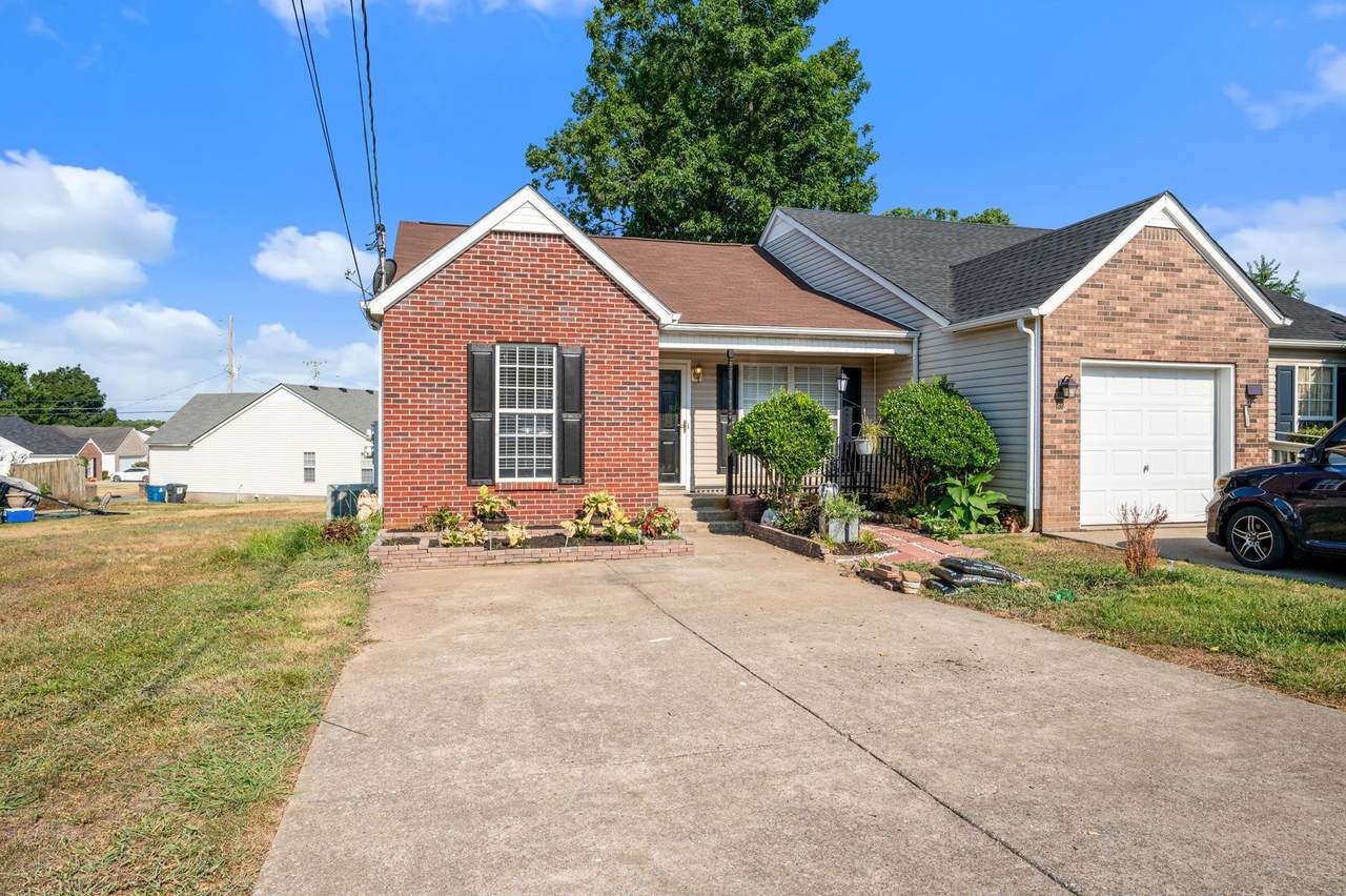 614 Dellwood Dr - Photo 1