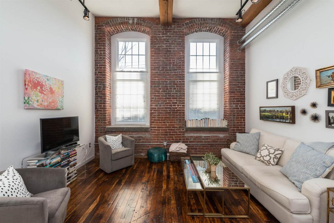 1350 Rosa L Parks Blvd - Photo 1