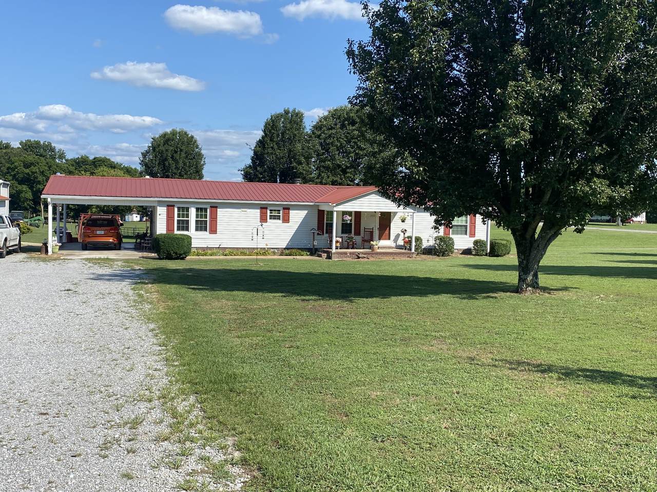 392 Old Jackson Hwy - Photo 1