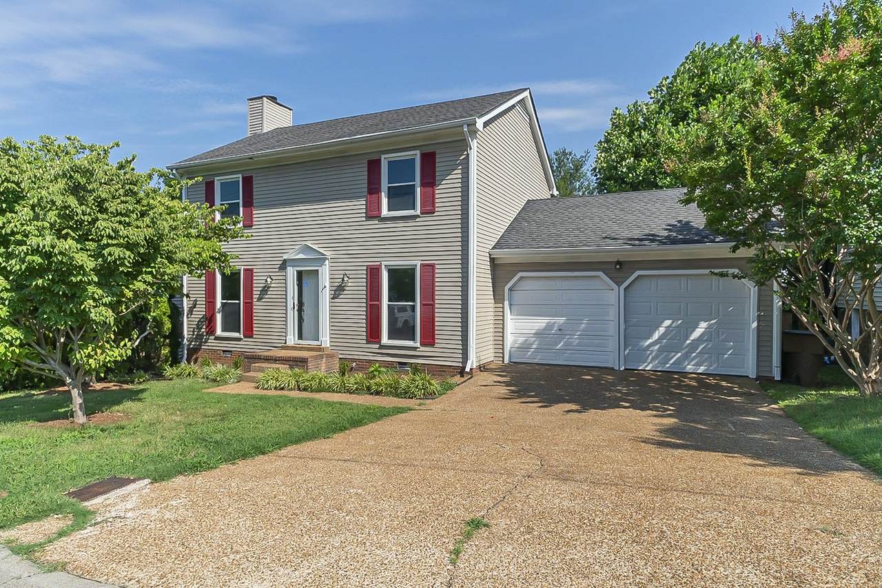 5065 English Village Dr - Photo 1