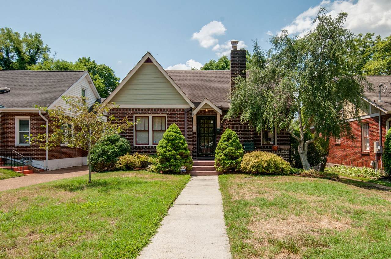 1108 Calvin Ave - Photo 1