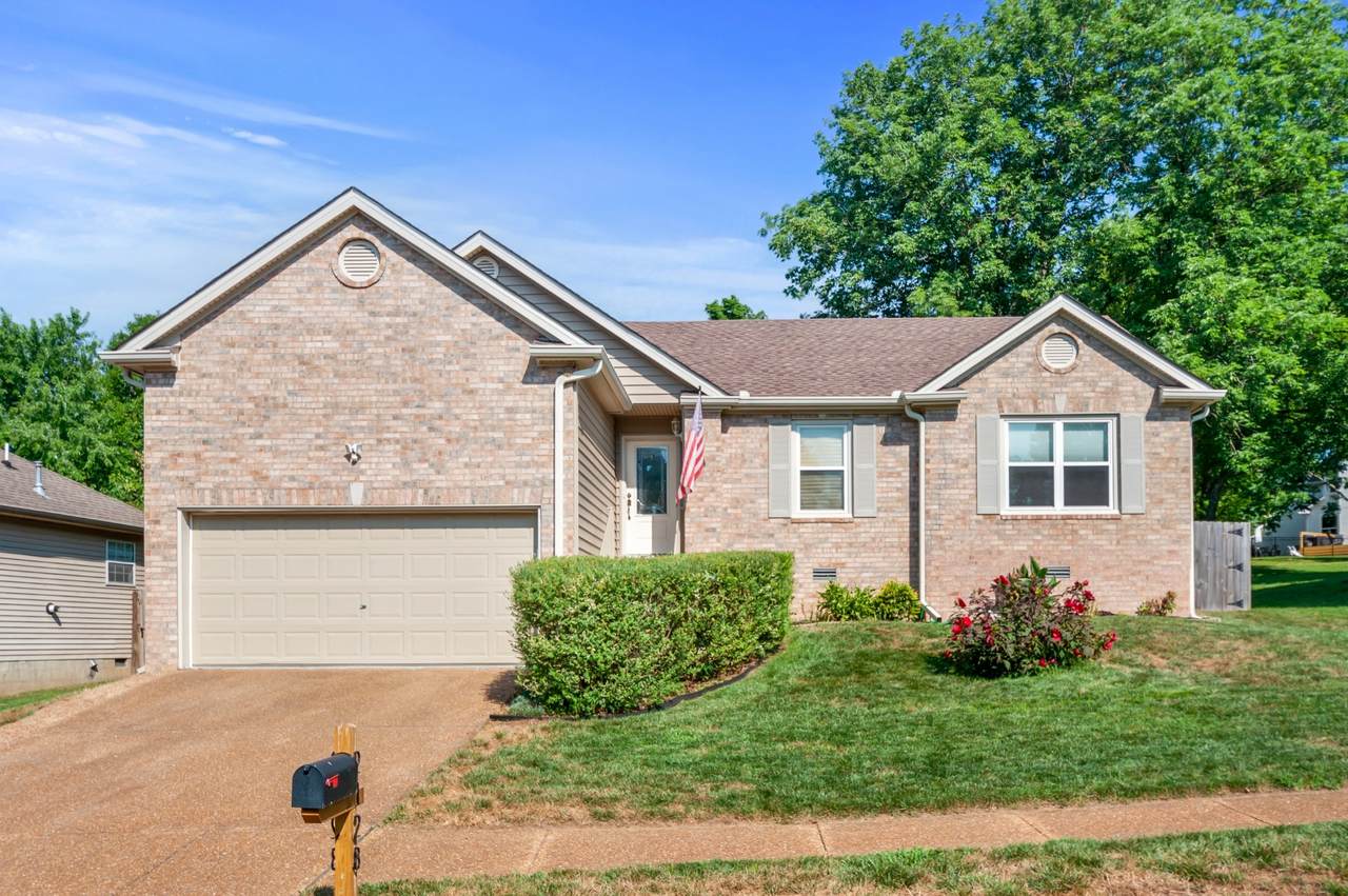 2128 Melody Dr - Photo 1