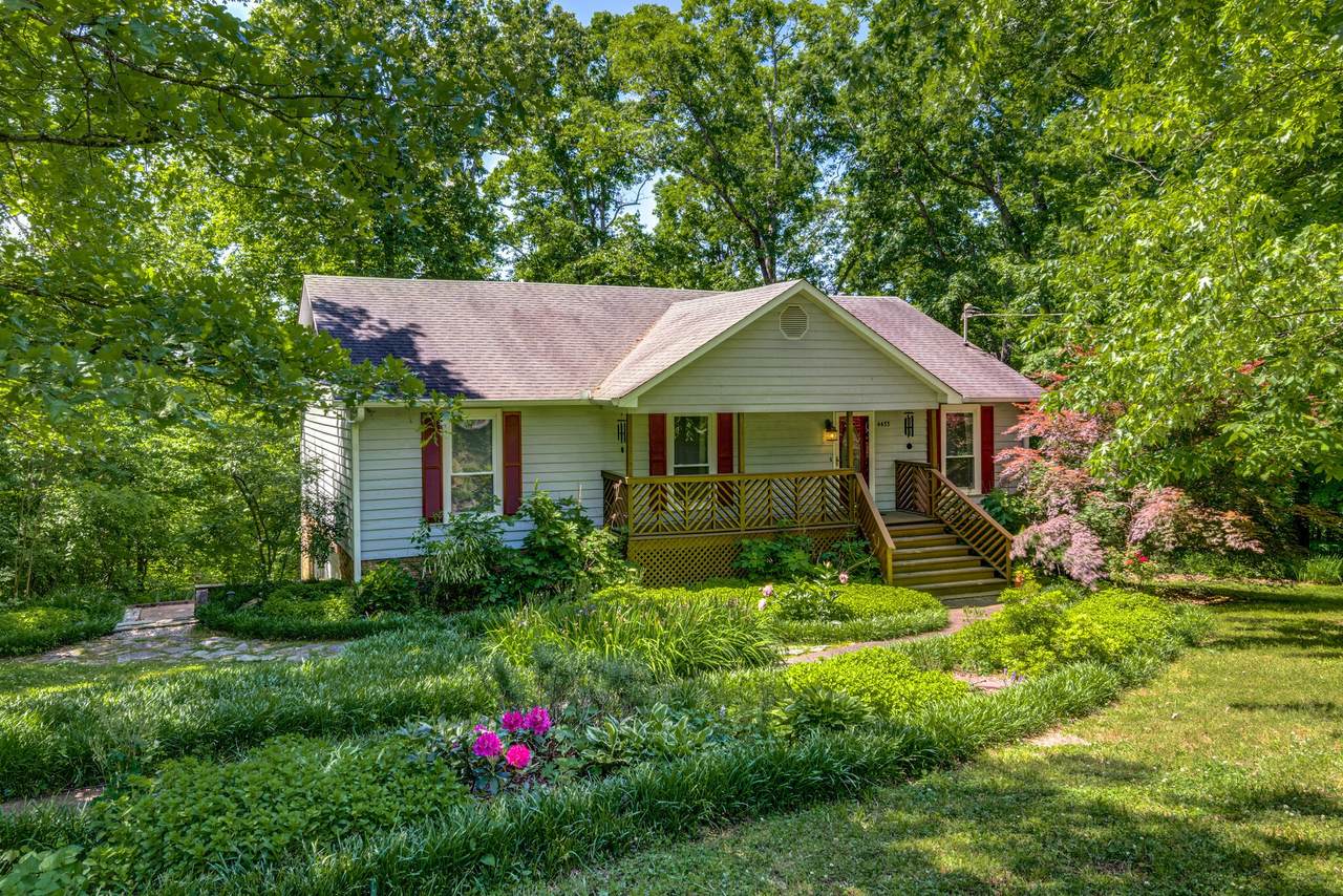 4433 Tanglewood Rd - Photo 1