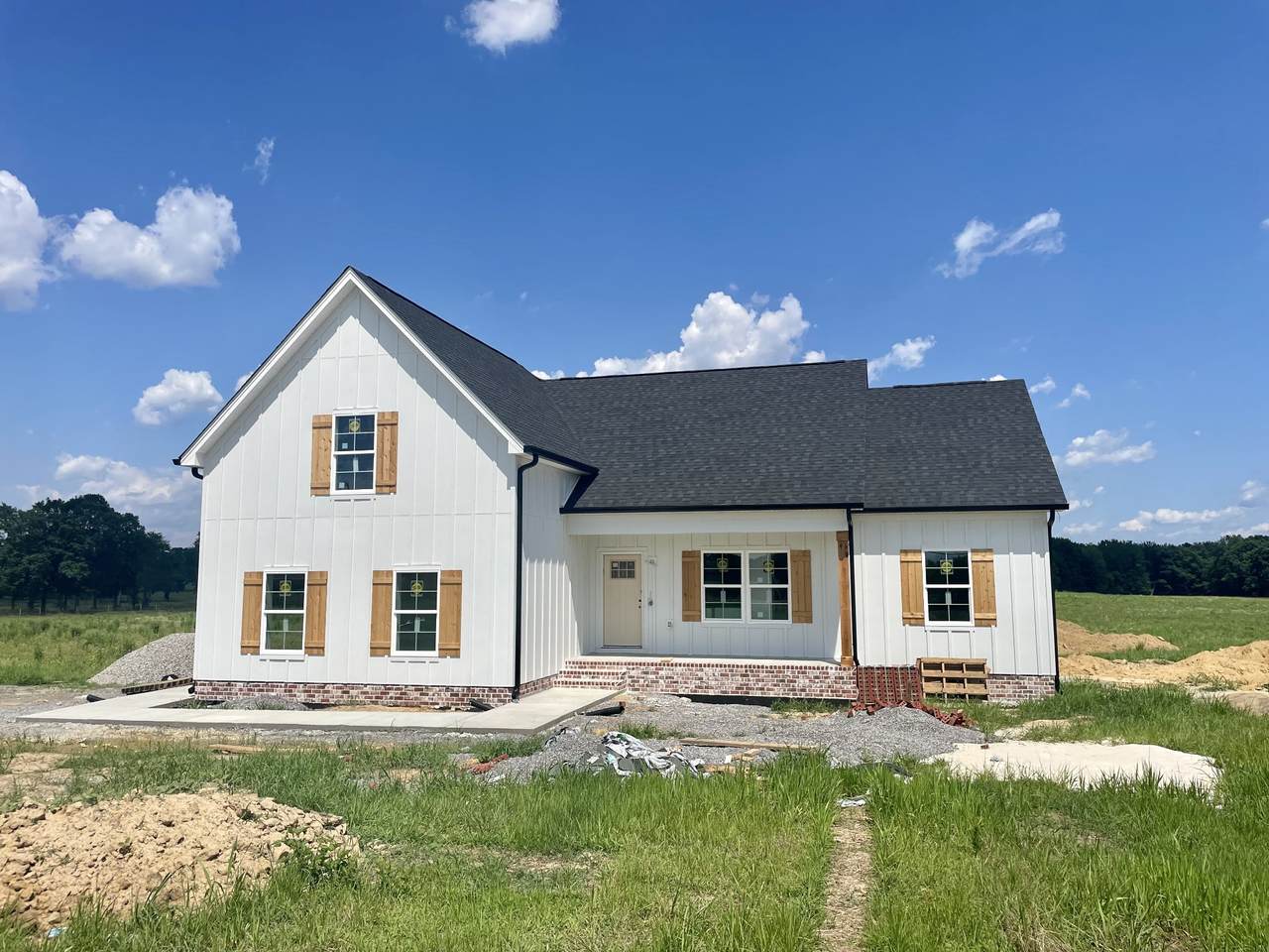 725 Jackson Rd - Photo 1