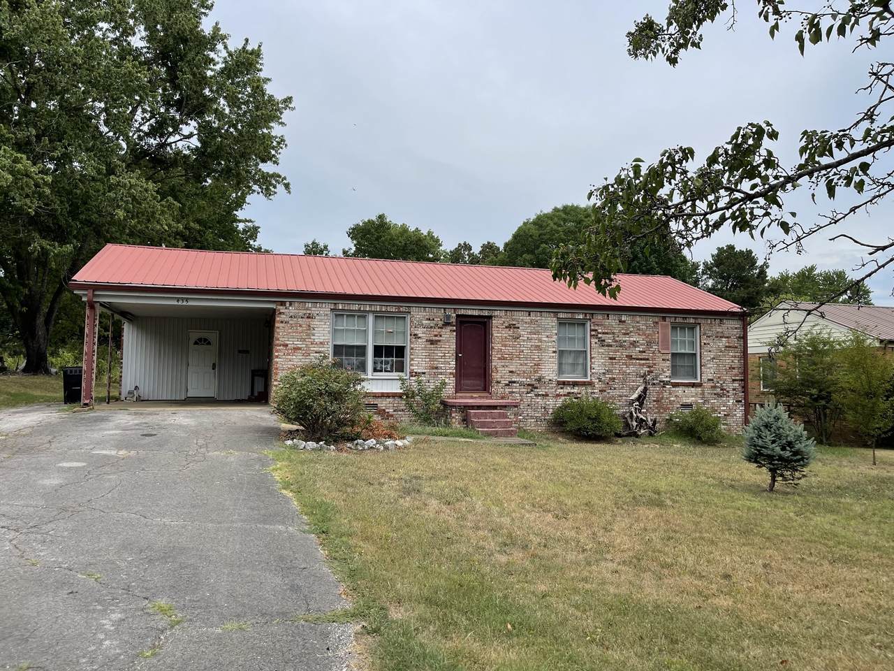 435 Ashe Ave - Photo 1