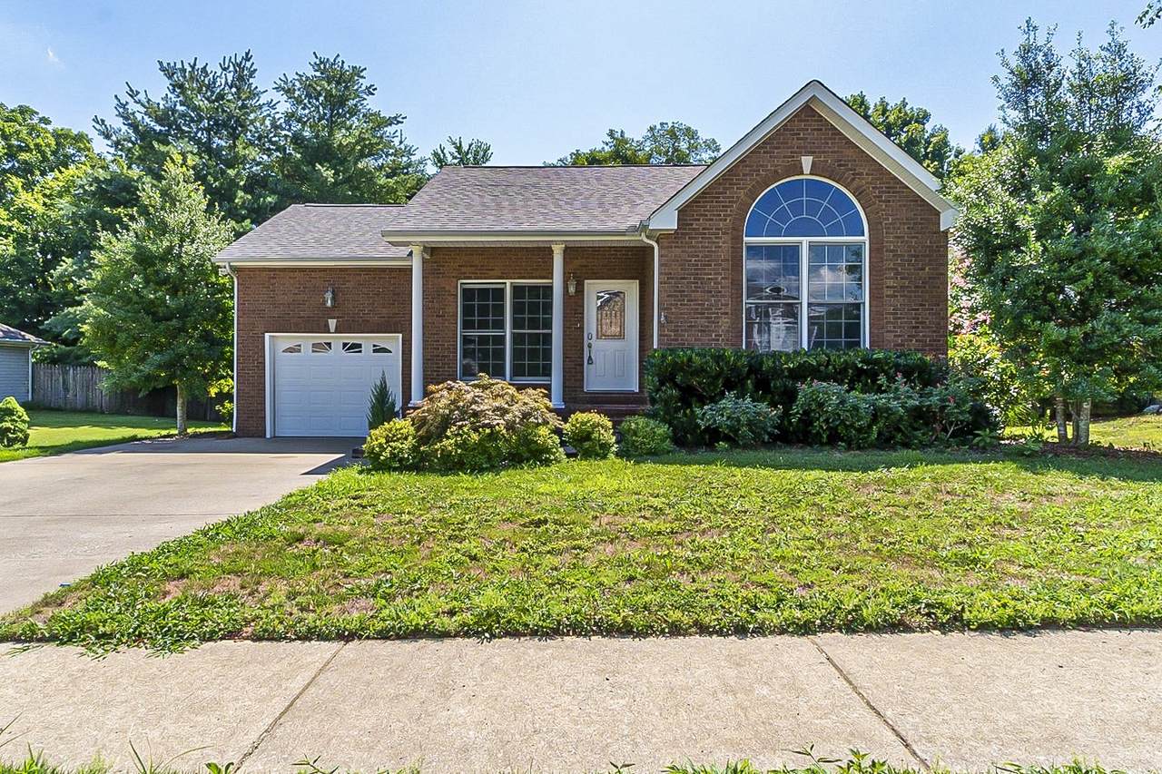 961 Chesire Way - Photo 1