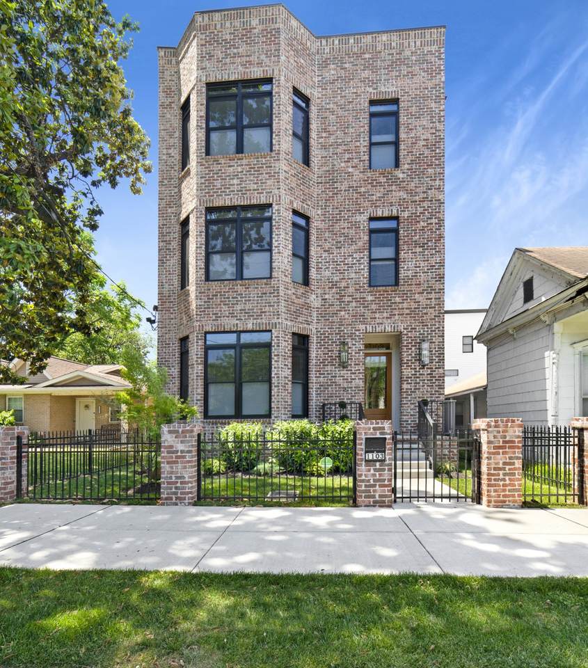 1103 2nd Ave - Photo 1