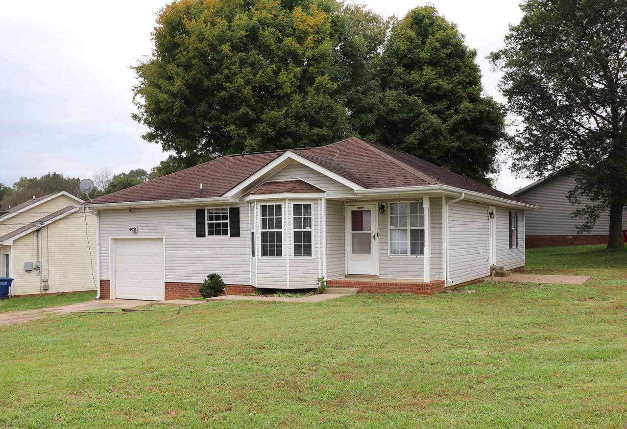 700 Princeton Circle - Photo 1
