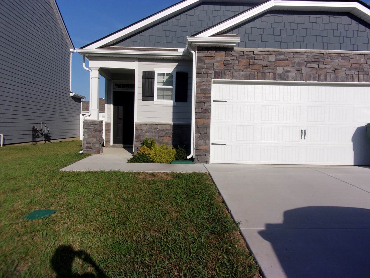 1072 Pepper Stone Dr - Photo 1