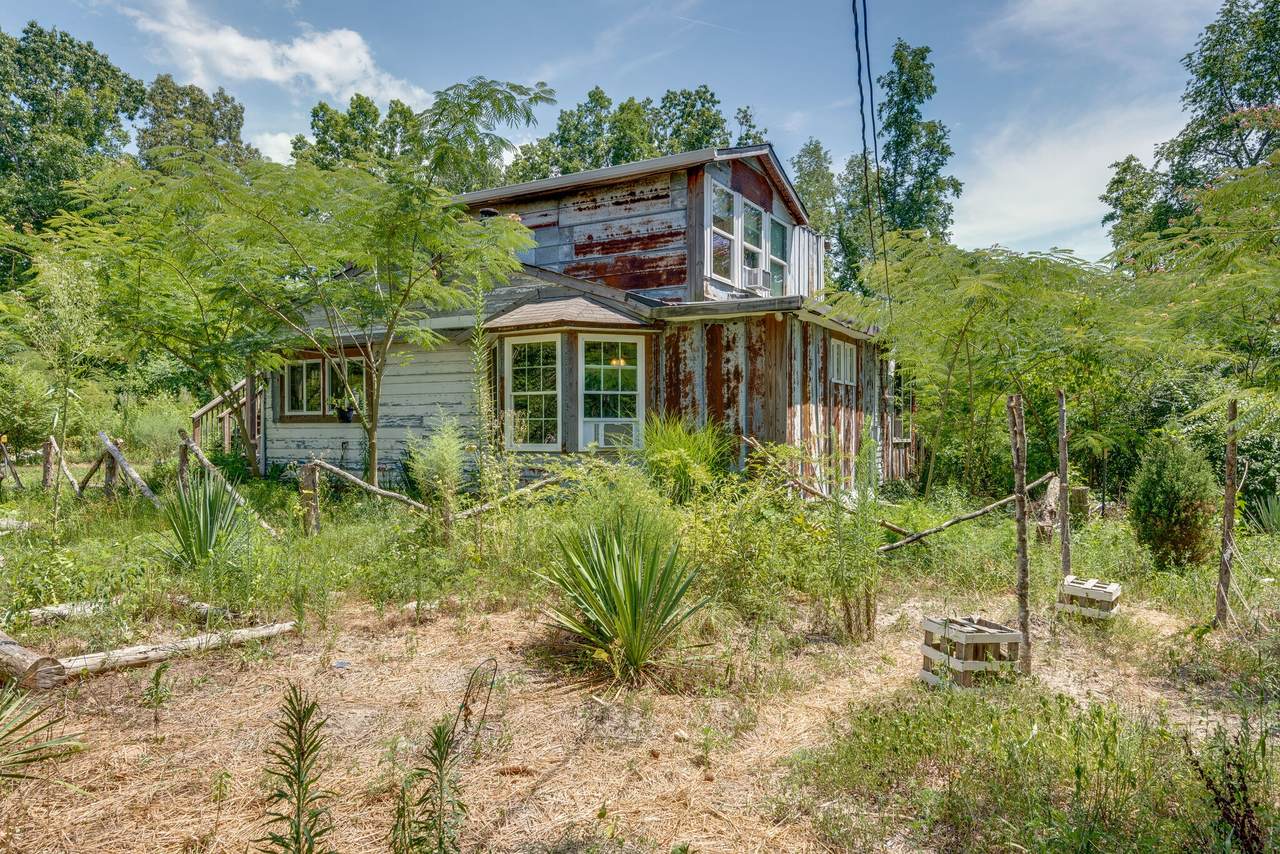 1222 Kingston Springs Rd - Photo 1
