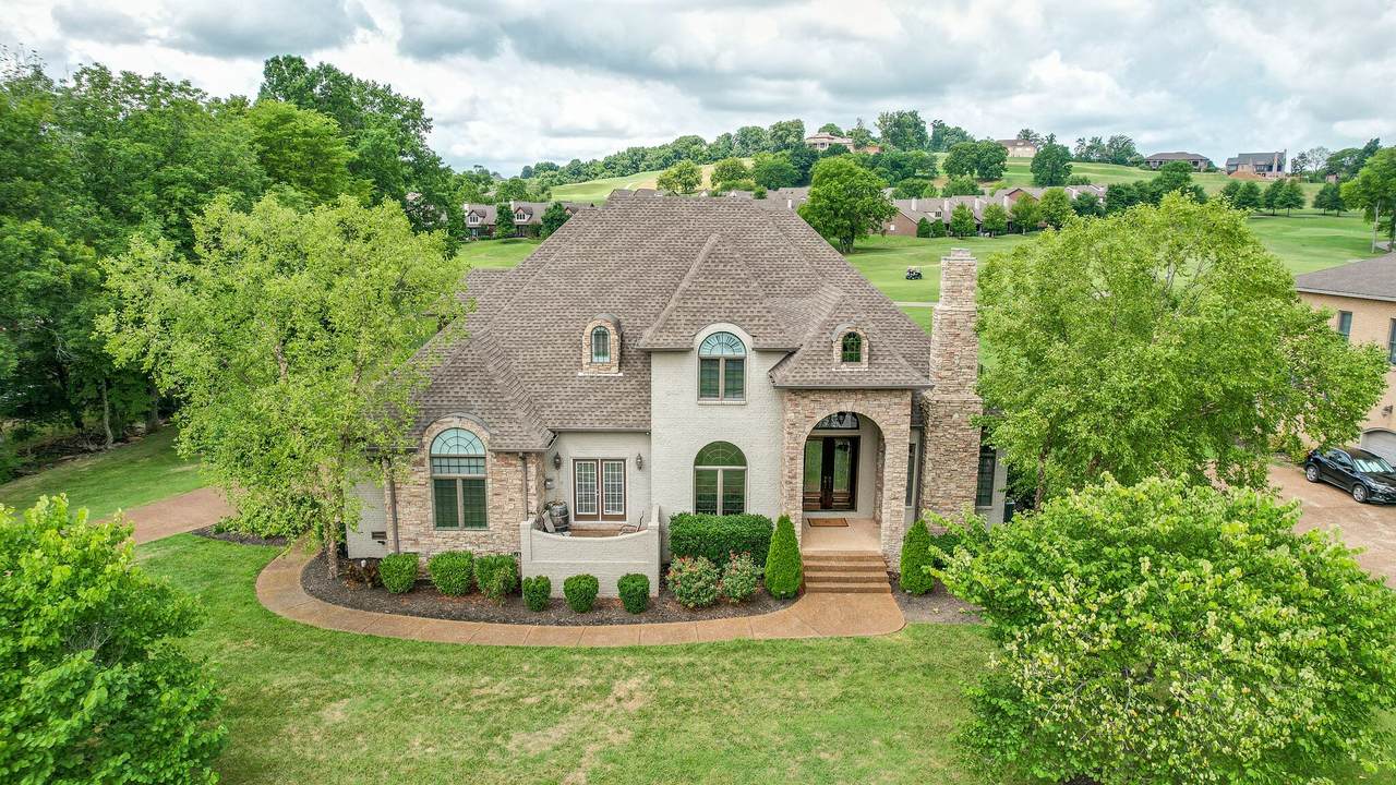 611 Ridgecrest Ln - Photo 1