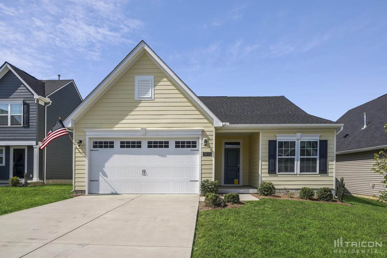 1026 Carnation Dr - Photo 1