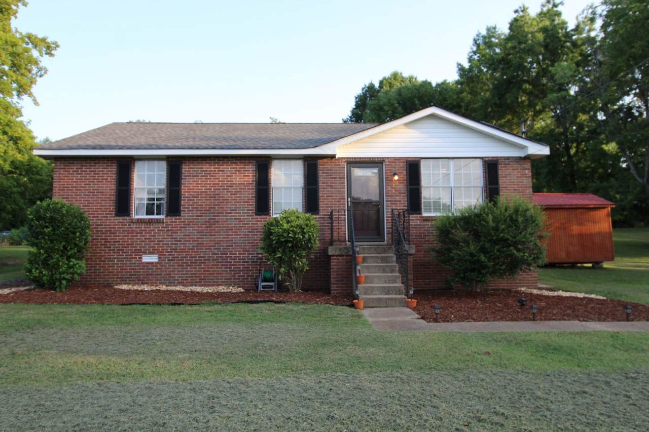 214 Whitnel Dr - Photo 1