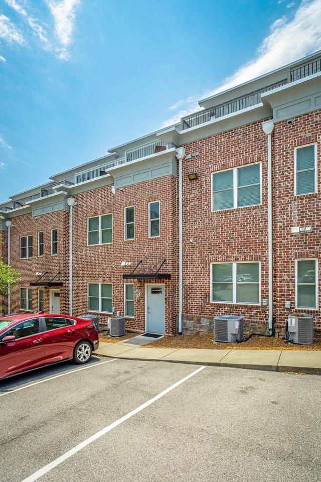 221 Delmont St - Photo 1