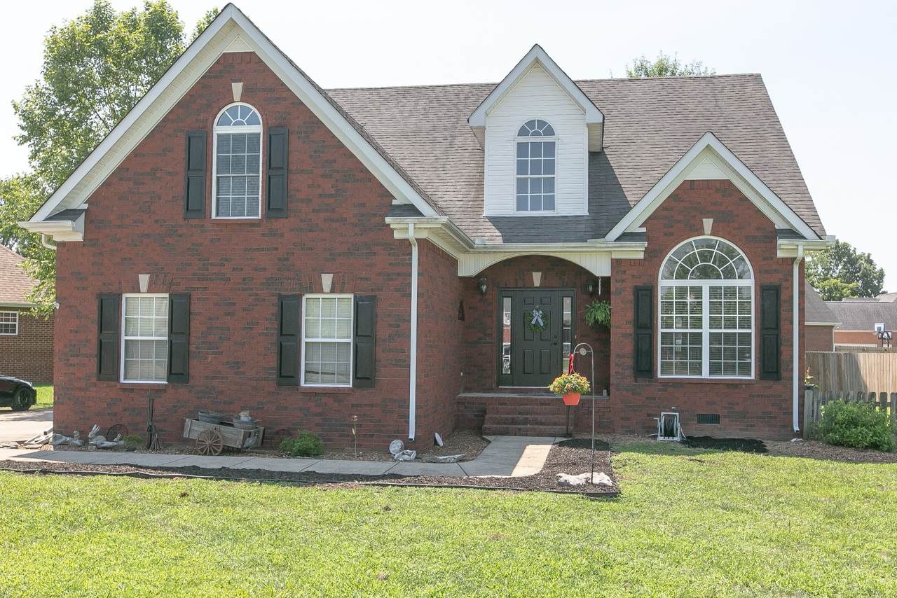 4653 Hammock Dr - Photo 1
