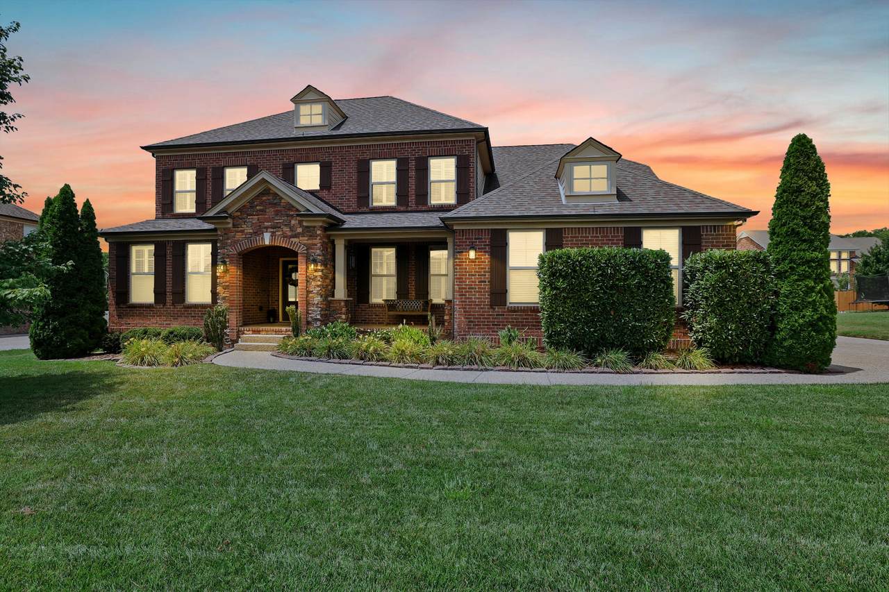4015 Pendleton Dr - Photo 1