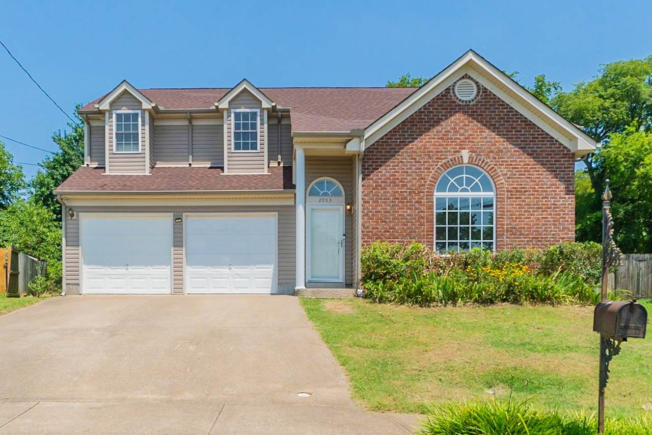 2053 Candlewood Dr - Photo 1