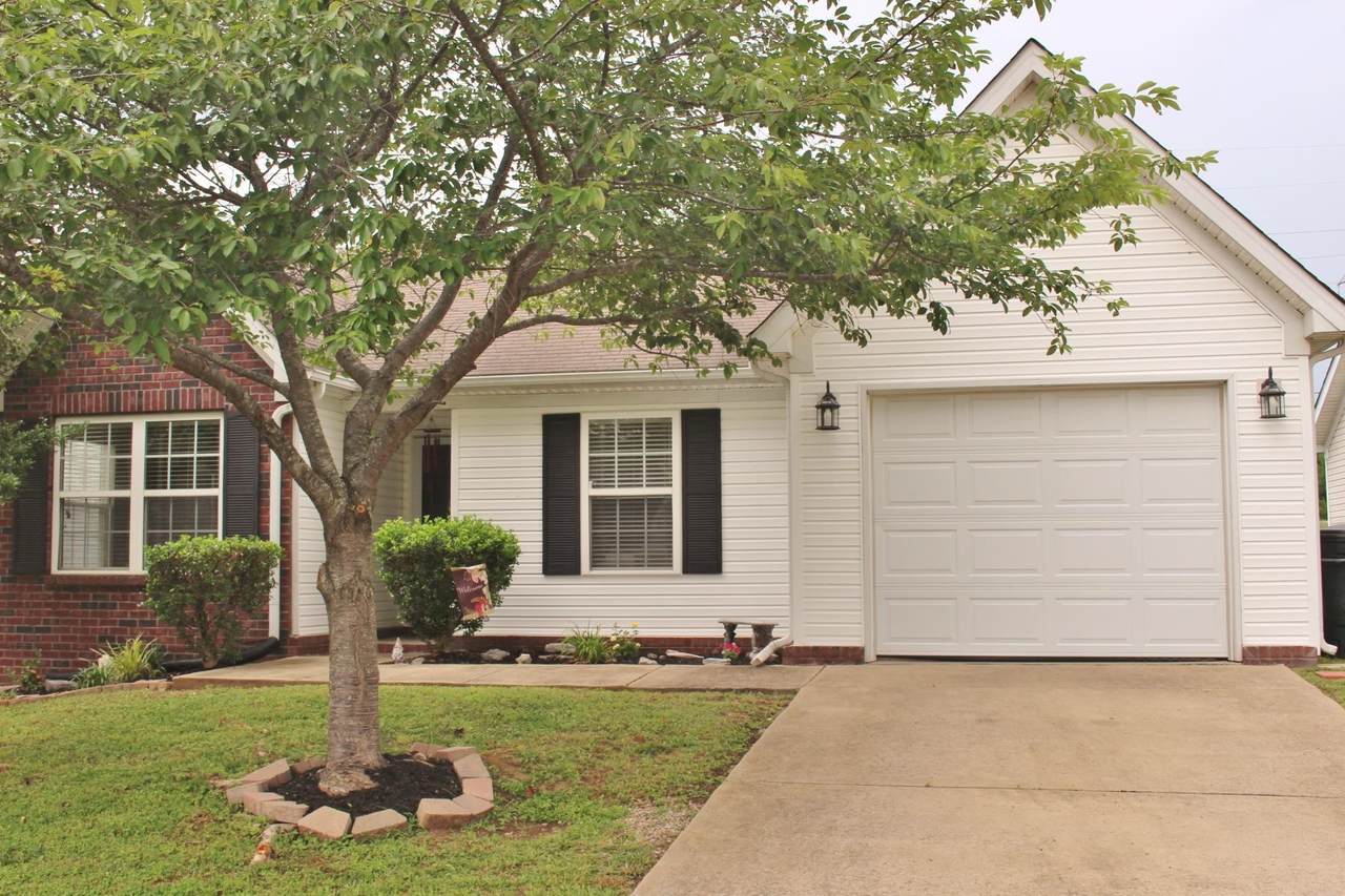 7544 W Winchester Dr - Photo 1