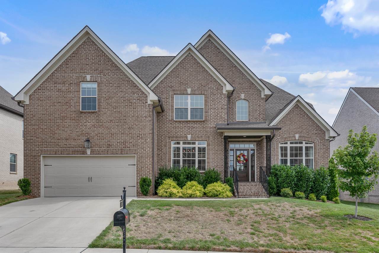1009 Alpaca Dr - Photo 1