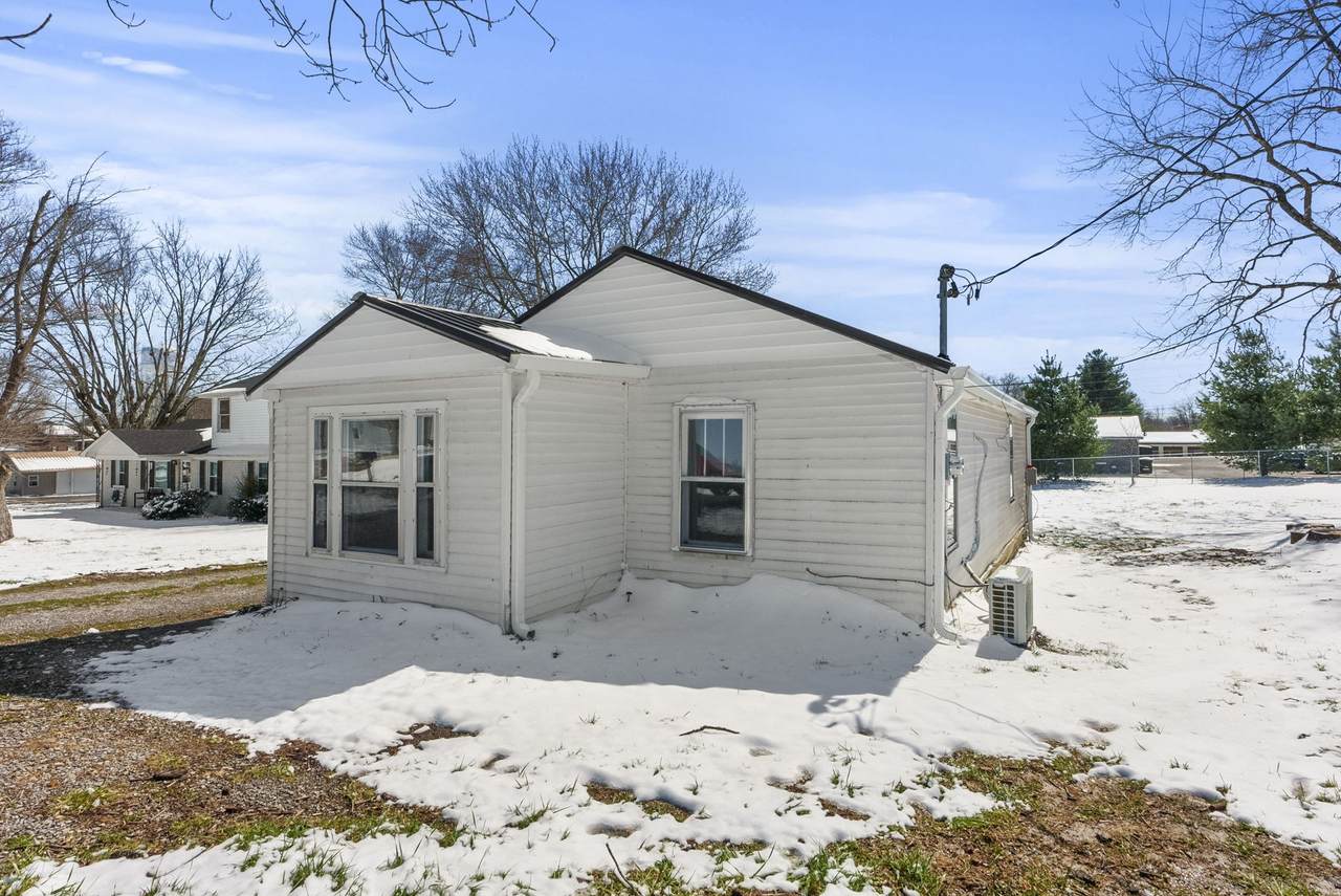 131 Old Westmoreland Rd - Photo 1