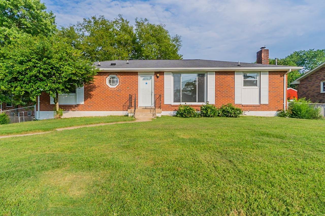 143 Jacksonian Dr - Photo 1