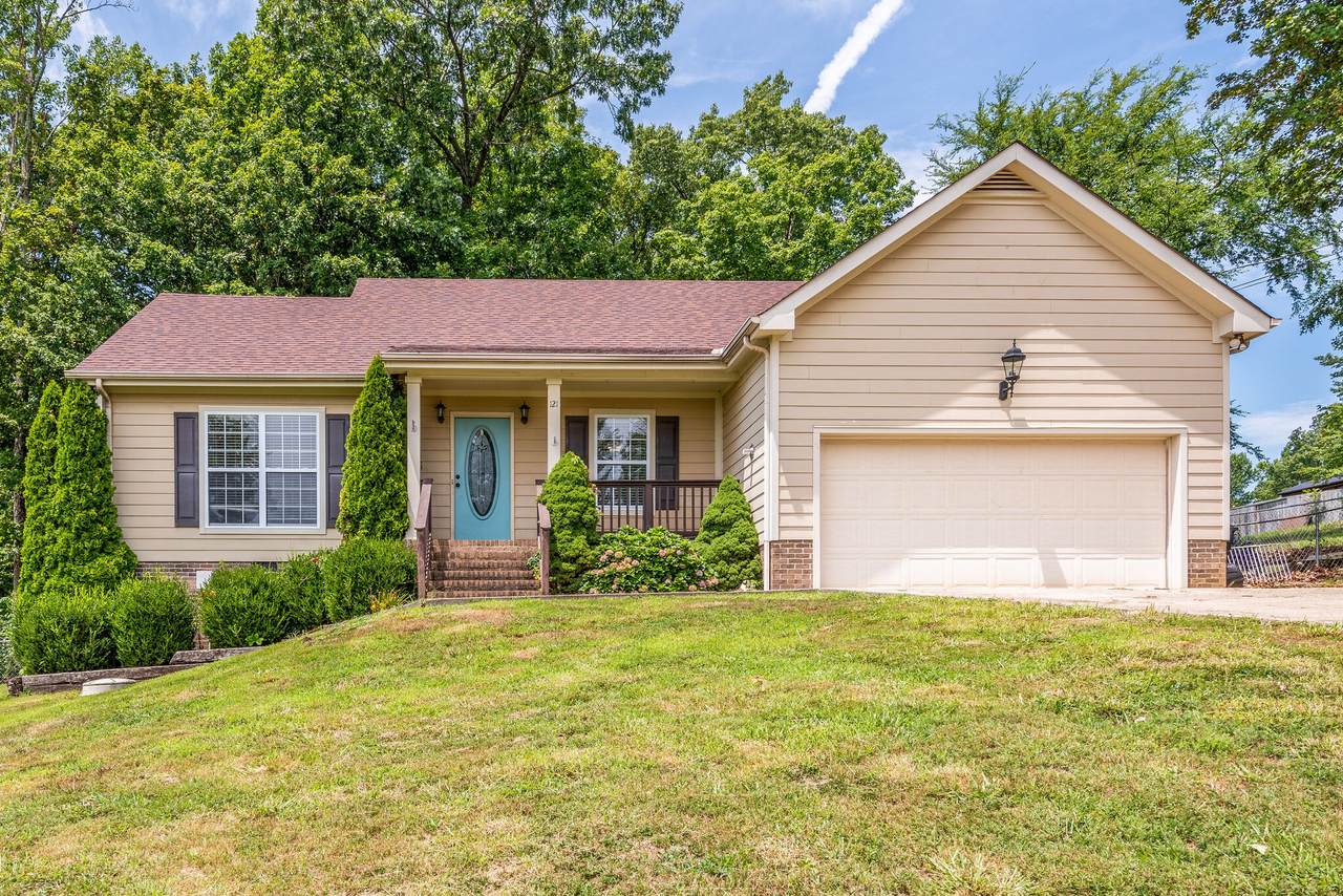 121 Laken Ln - Photo 1