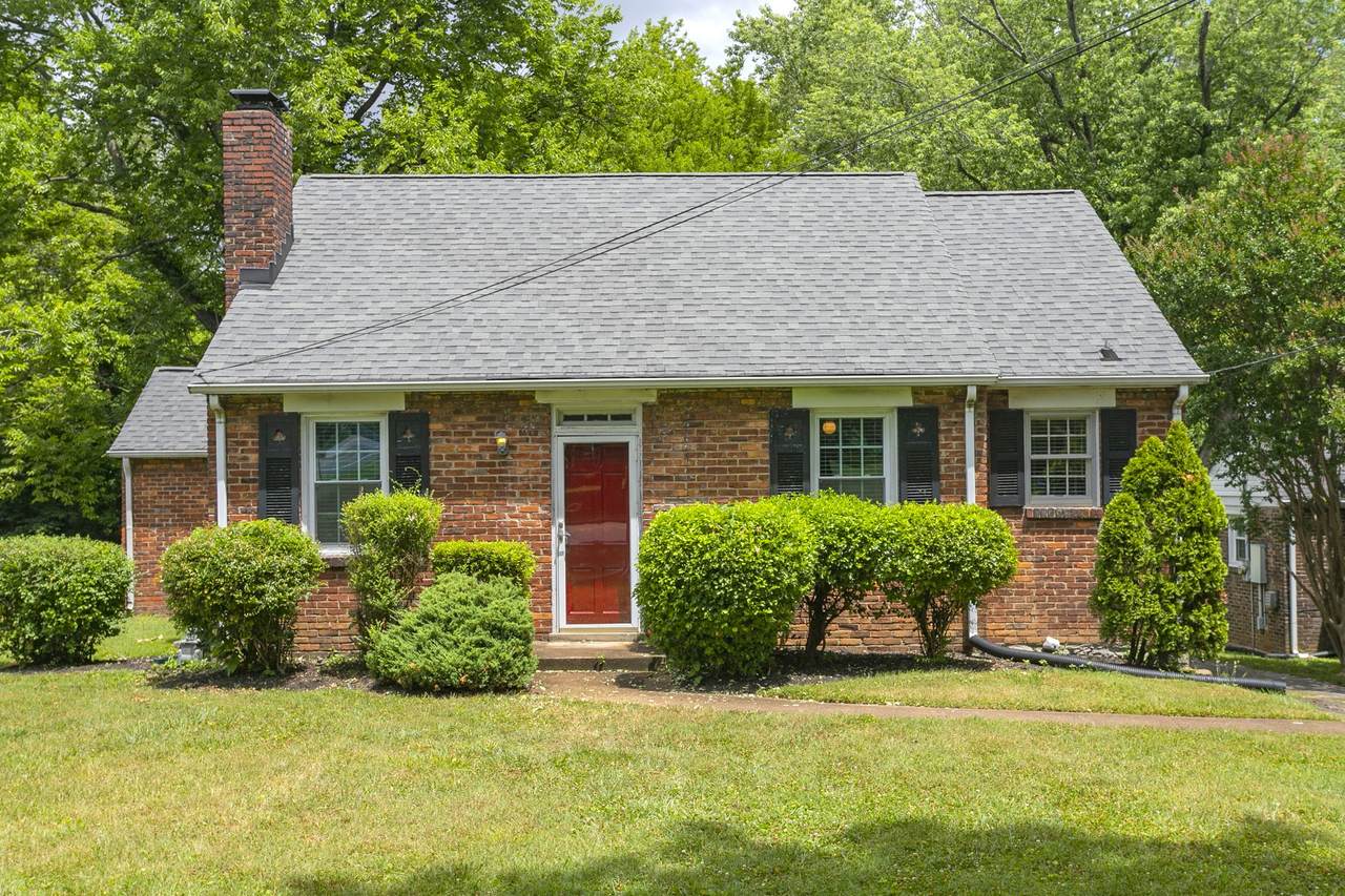 526 Rosedale Ave - Photo 1